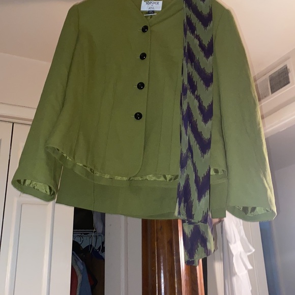 3pcs skirt set w scarf excellent design - Picture 6 of 8